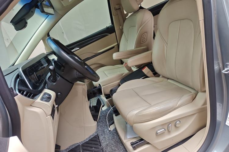 Used Buick GL8 2023 ES Lu Zun Deluxe Model Left Front Seat