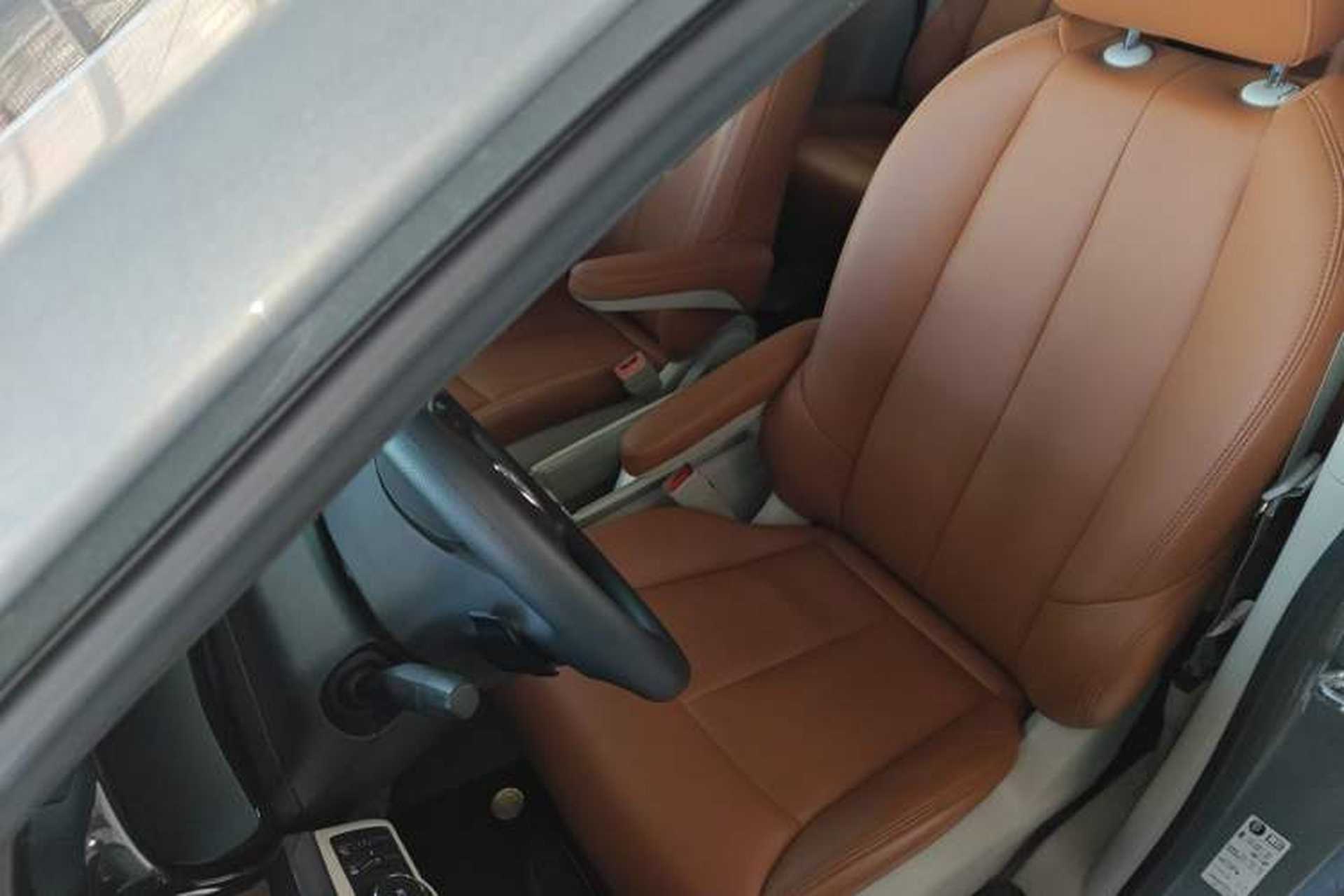 Used Buick GL8 2023 Land Executive Class Comfort Model Left Front Seat