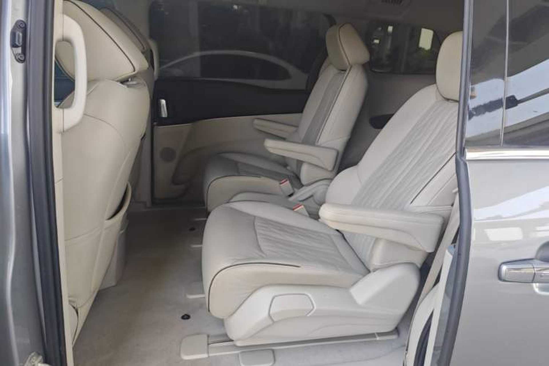 Used Buick GL8 2023 Land Executive Class 652T Luxury Model Left Rear Seat