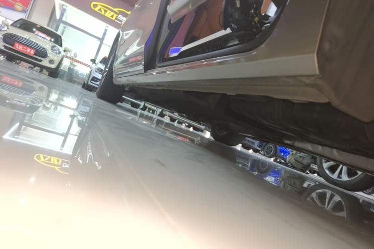 Used Buick GL8 2023 ES Lu Zun Comfort Model Left Side Sill