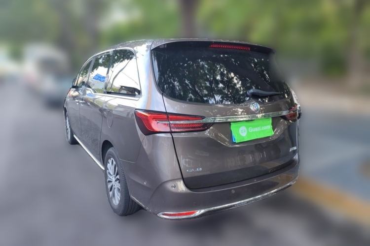Used Buick GL8 2023 Land Executive Class Deluxe Model Rear Left 45 Deg
