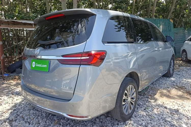 Used Buick GL8 2023 Land Executive Class 652T Luxury Model Rear Right 45 Deg