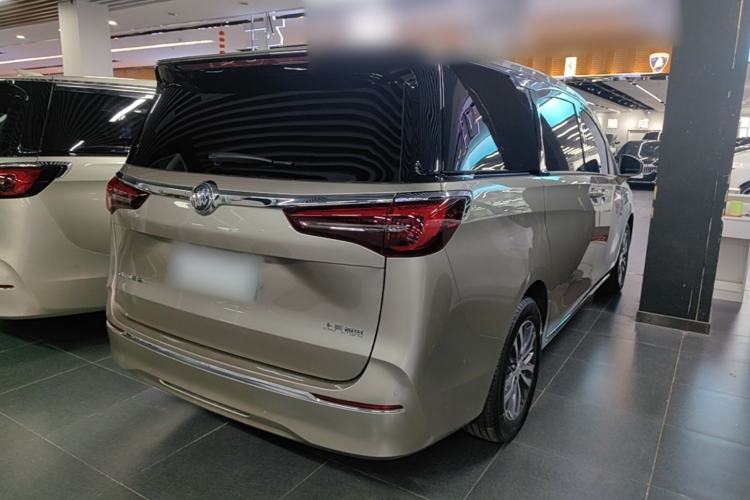 Used Buick GL8 2023 ES Lu Zun Deluxe Model Rear Right 45 Deg
