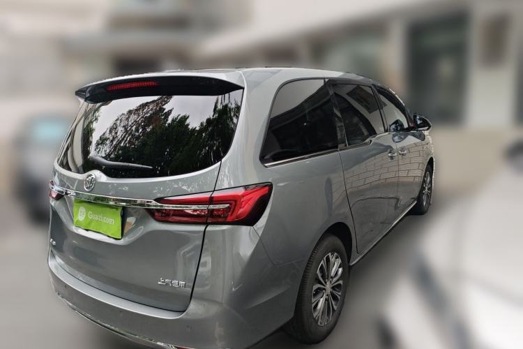 Used Buick GL8 2023 Facelifted Land Cruiser Executive Luxury Version Rear Right 45 Deg