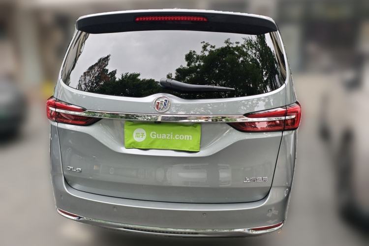 Used Buick GL8 2023 Facelifted Land Cruiser Executive Luxury Version Rear