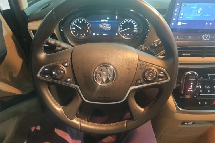 Used Buick GL8 2023 Land Executive Class 652T Luxury Model Steering Wheel