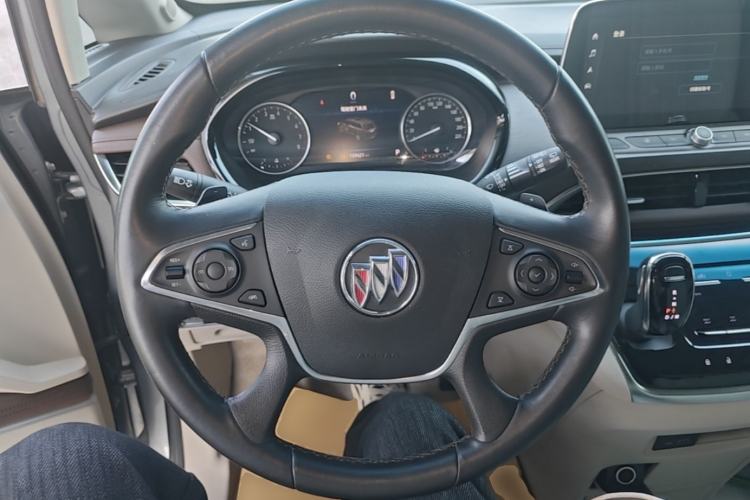 Used Buick GL8 2023 Land Executive Class 652T Luxury Model Steering Wheel