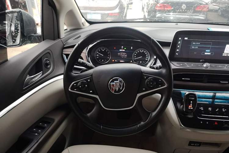 Used Buick GL8 2023 Land Executive Class 652T Luxury Model Steering Wheel