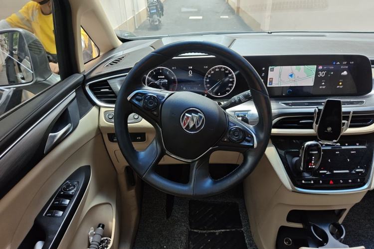 Used Buick GL8 2023 ES Lu Zun Deluxe Model Steering Wheel