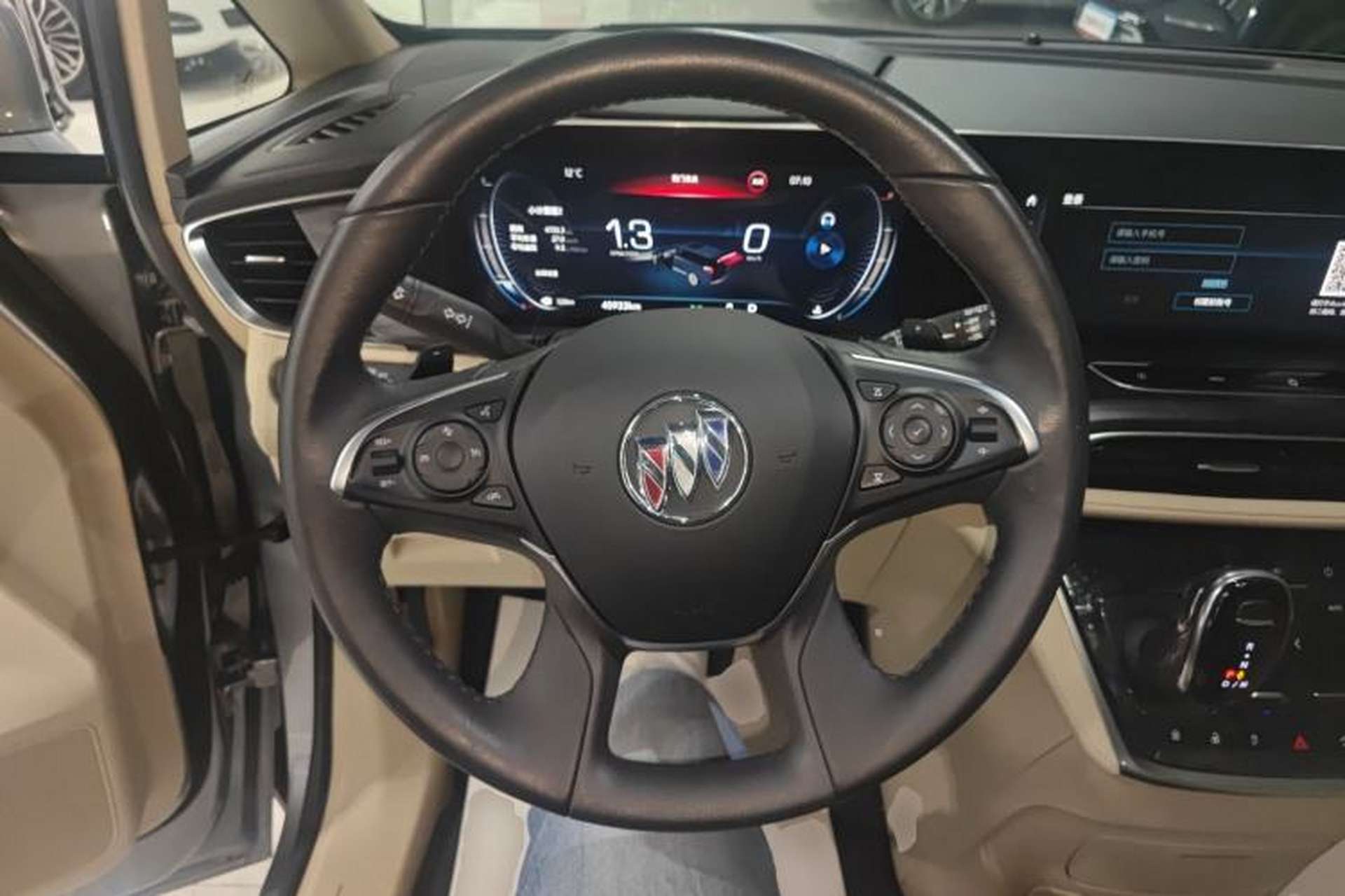 Used Buick GL8 2023 ES Lu Zun Deluxe Model Steering Wheel