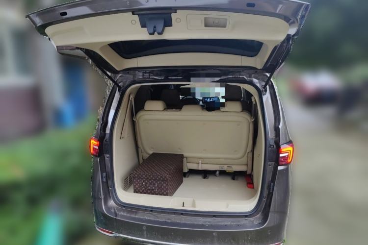 Used Buick GL8 2023 Land Executive Class 652T Smart Luxury Model Trunk