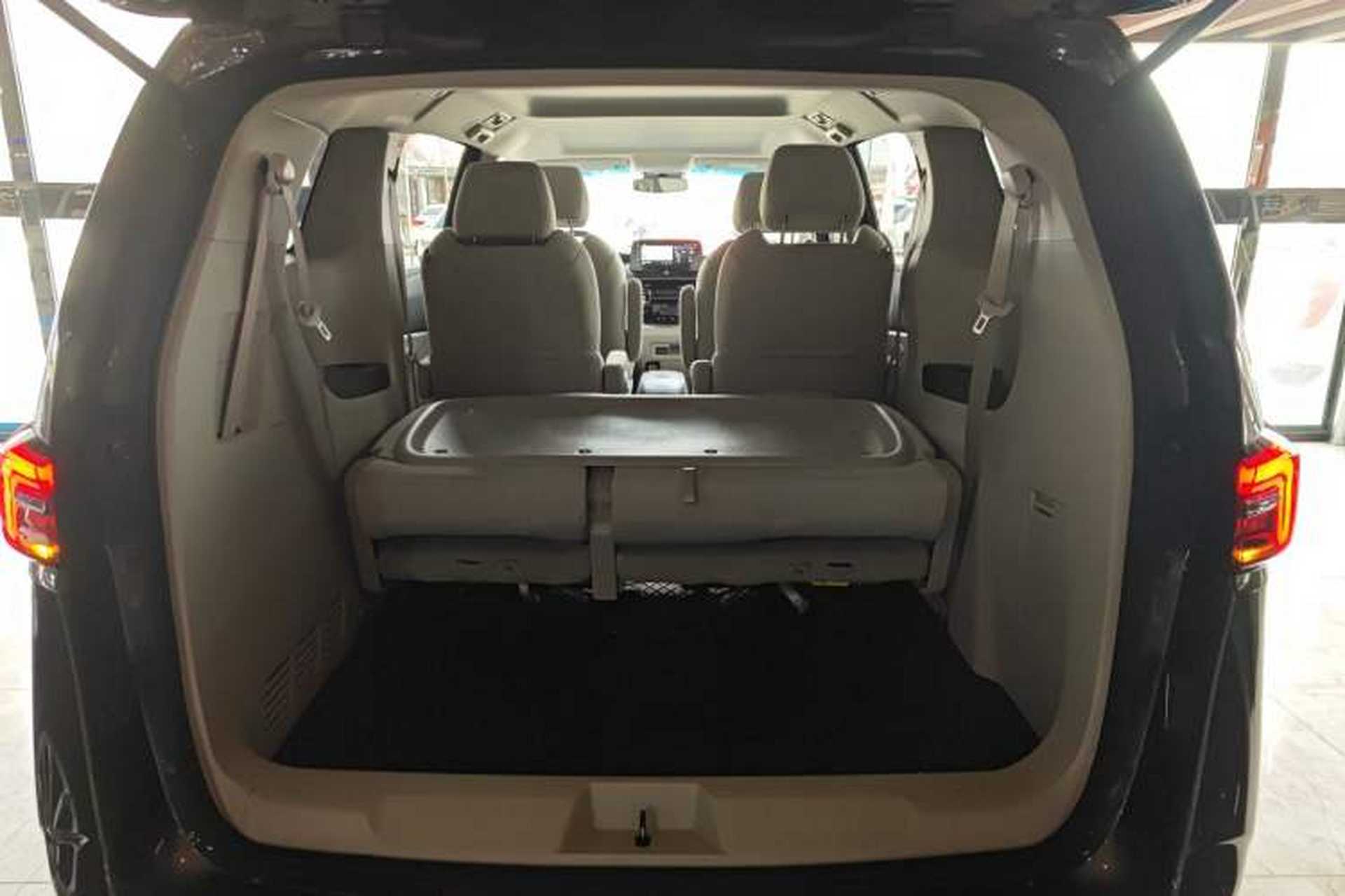 Used Buick GL8 2023 Land Executive Class Smart Enjoyment Model Trunk