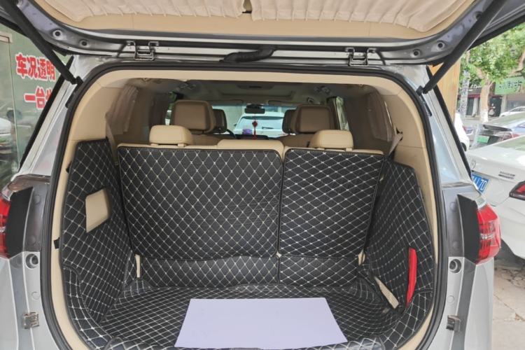 Used Buick GL8 2023 ES Lu Zun Deluxe Model Trunk