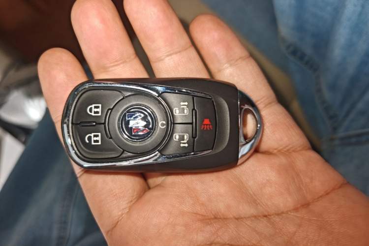 Used Buick GL8 2023 ES Lu Zun Deluxe Model Vehicle Key