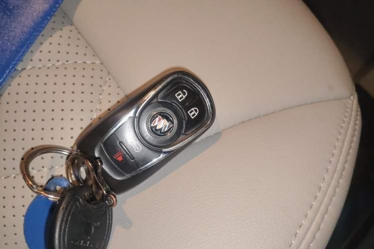 Used Buick GL8 2023 Land Executive Class Smart Enjoyment Model Vehicle Key
