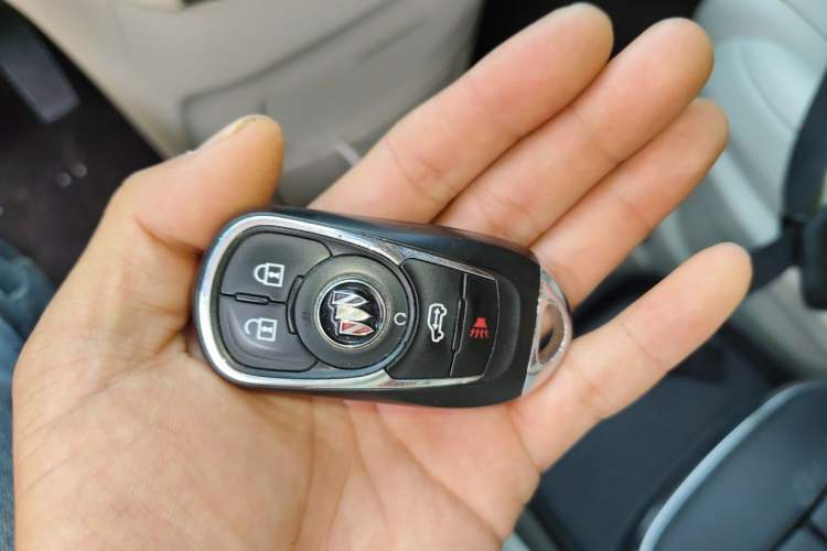 Used Buick GL8 2023 ES Lu Zun Comfort Model Vehicle Key