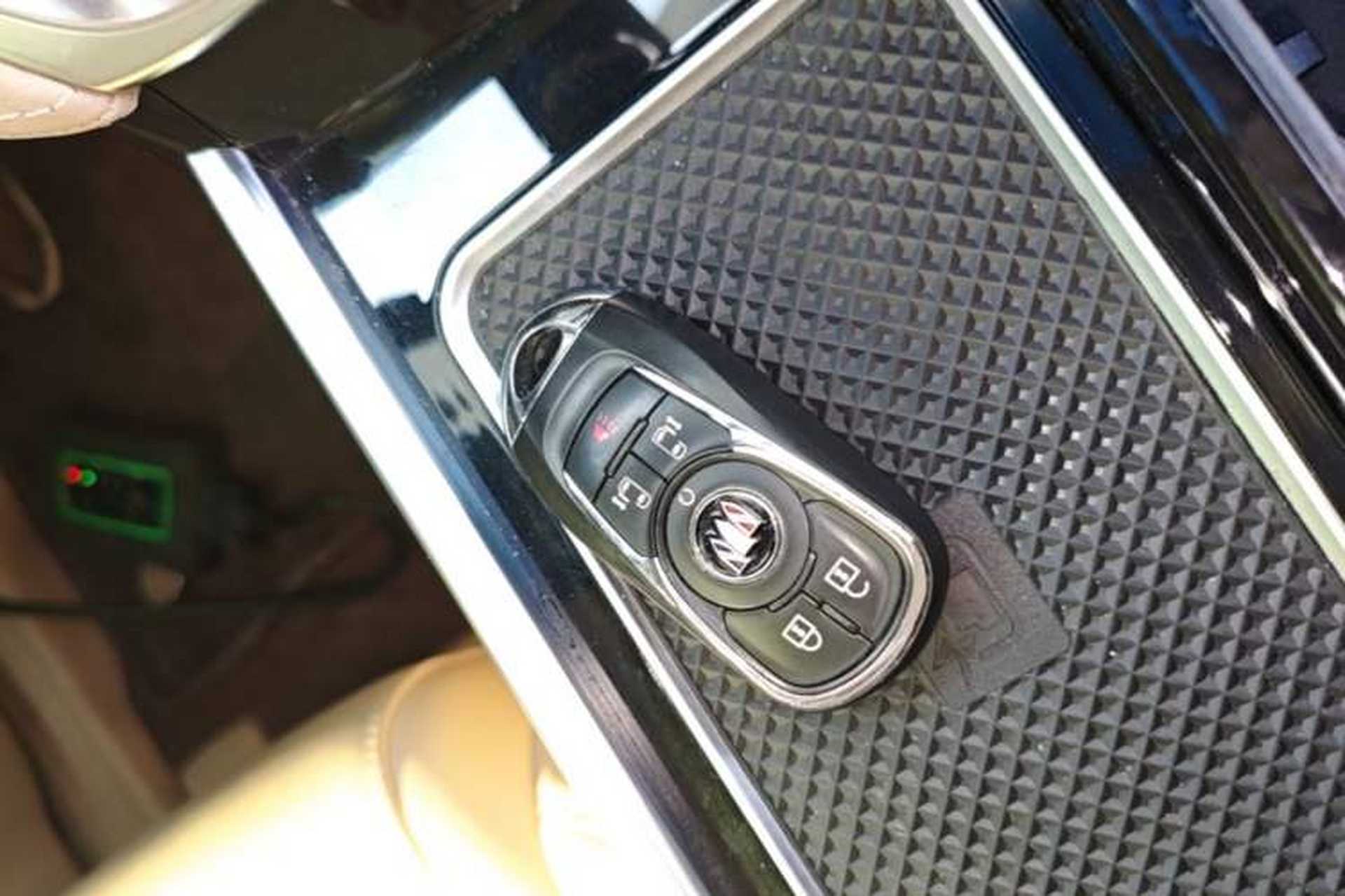 Used Buick GL8 2023 ES Lu Zun Deluxe Model Vehicle Key