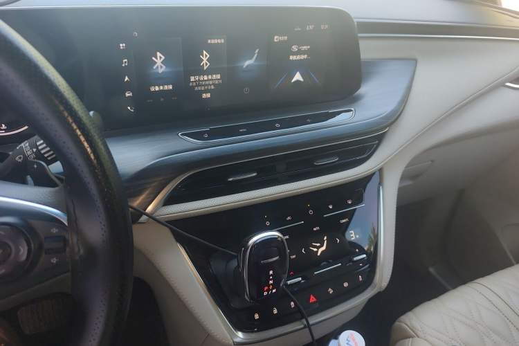 Used Buick GL8 2023 ES Lu Zun Comfort Model Audio And AC Panel