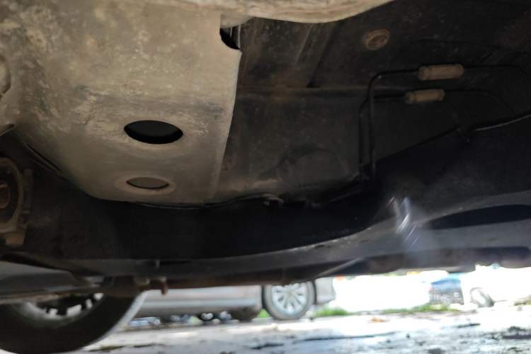 Used Buick GL8 2023 Land Executive Class Smart Enjoyment Model Chassis Front Left