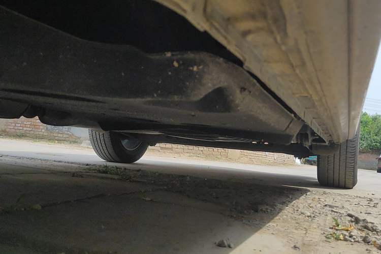 Used Buick GL8 2023 Facelifted Land Cruiser Executive Luxury Version Chassis Front Left