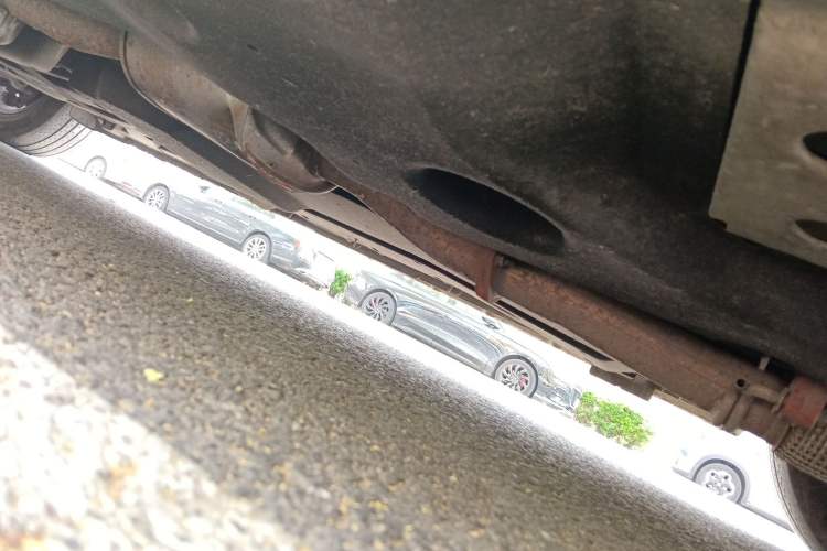Used Buick GL8 2023 ES Lu Zun Deluxe and Yue Edition Chassis Front Right