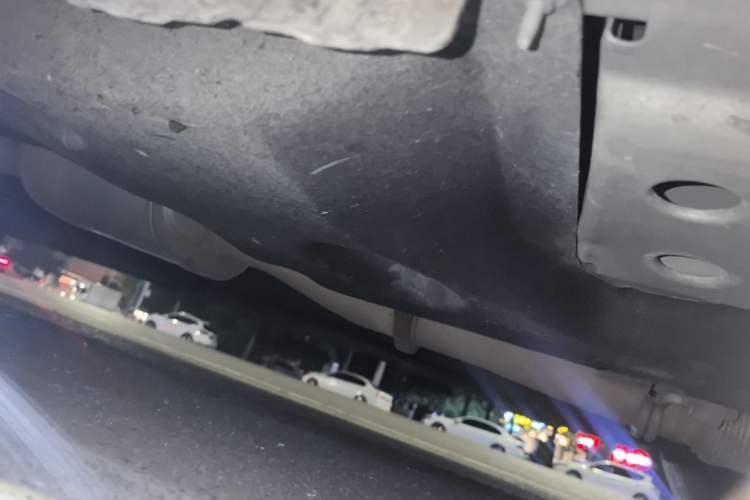 Used Buick GL8 2023 ES Lu Zun Deluxe Model Chassis Front Right