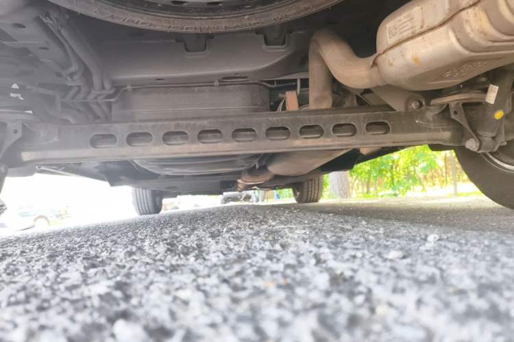 Used Buick GL8 2023 Land Executive Class Comfort Model Chassis Rear