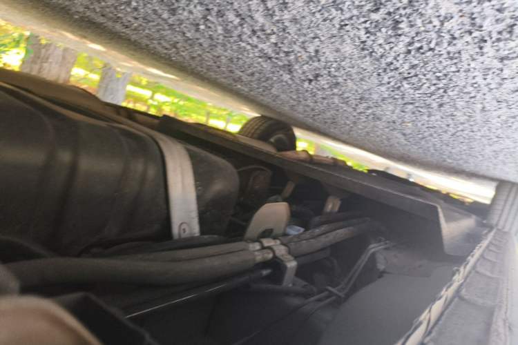 Used Buick GL8 2023 Land Executive Class Comfort Model Chassis Rear Left