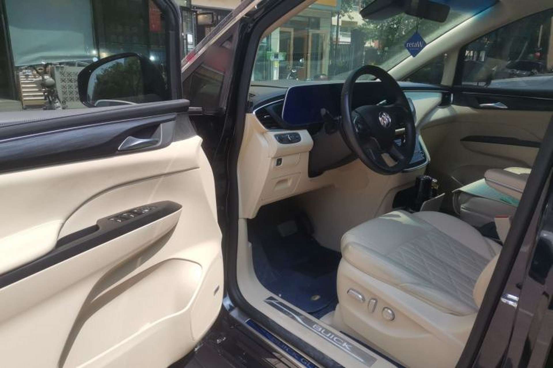 Used Buick GL8 2023 ES Lu Zun Flagship Model Driver Seat