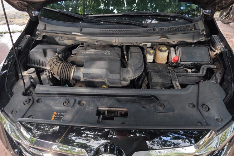 Used Buick GL8 2023 Land Executive Class Smart Enjoyment Model Engine Bay