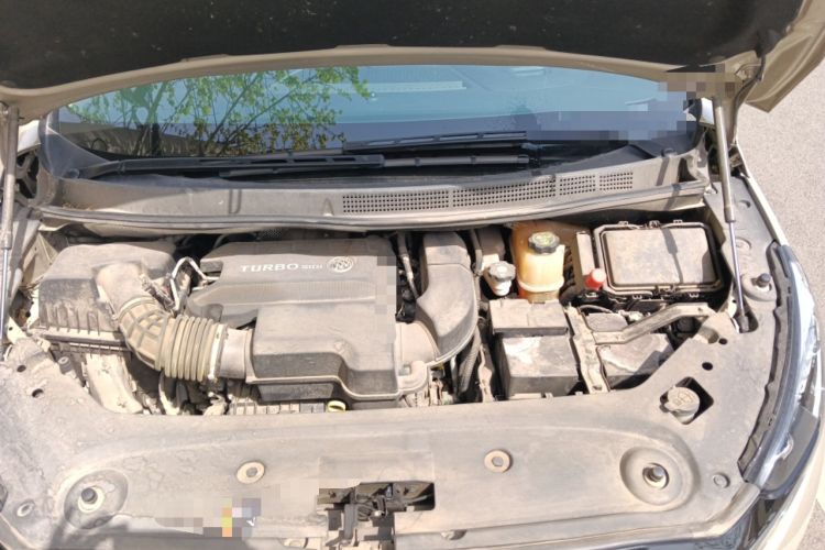 Used Buick GL8 2023 ES Lu Zun Deluxe and Yue Edition Engine Bay