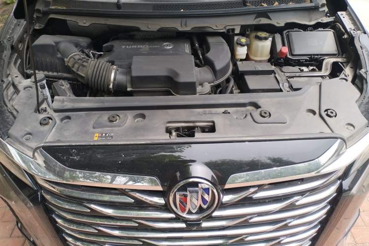 Used Buick GL8 2023 Land Executive Class 652T Luxury Model Engine Bay