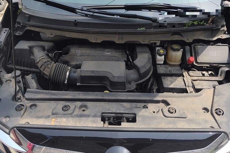 Used Buick GL8 2023 Facelifted Land Cruiser Executive Luxury Version Engine Bay