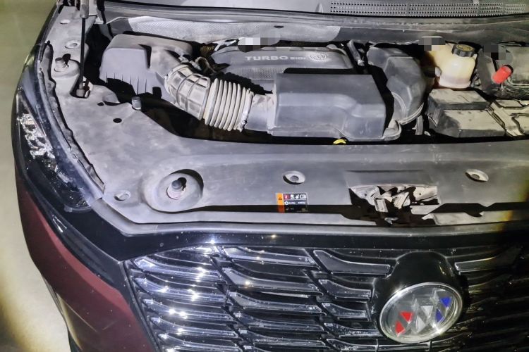 Used Buick GL8 2023 ES Lu Zun Comfort Model Engine Bay Right