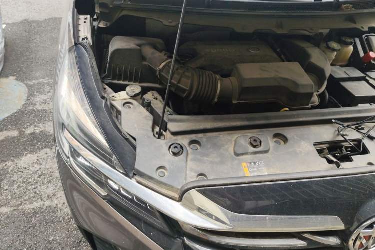 Used Buick GL8 2023 Land Executive Class Smart Enjoyment Model Engine Bay Right