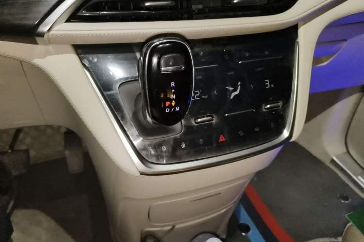 Used Buick GL8 2023 ES Lu Zun Comfort Model Gear Lever