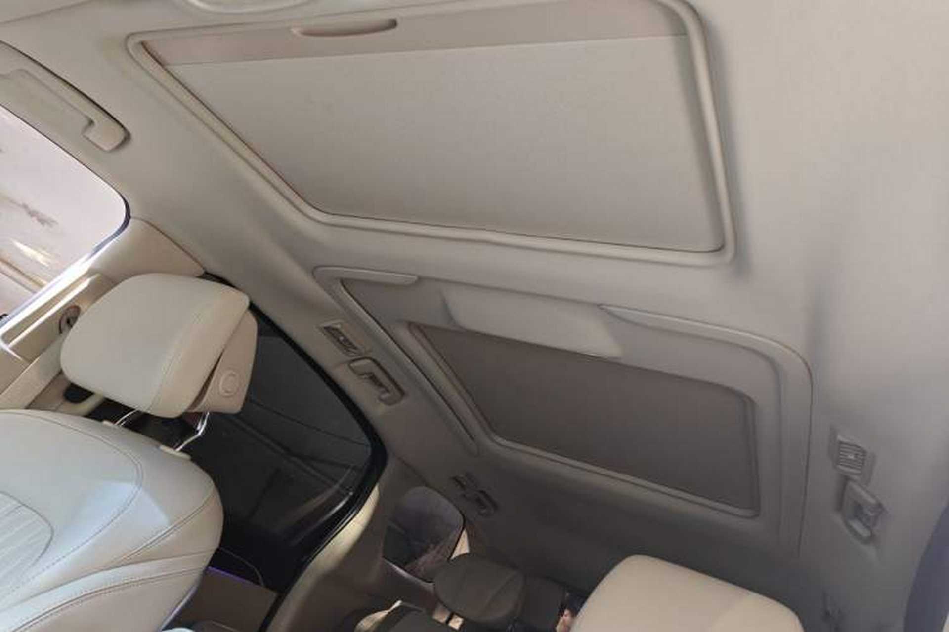 Used Buick GL8 2023 ES Lu Zun Luxury Model Headliner