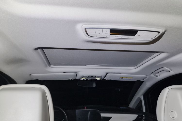 Used Buick GL8 2023 ES Lu Zun Comfort Model Headliner