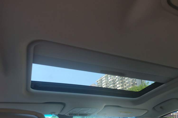 Used Buick GL8 2023 ES Lu Zun Comfort Model Headliner