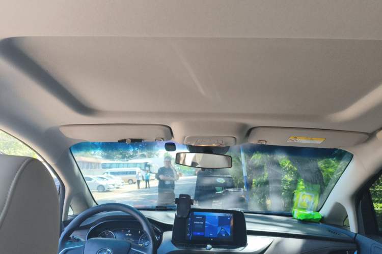 Used Buick GL8 2023 Land Executive Class Comfort Model Headliner