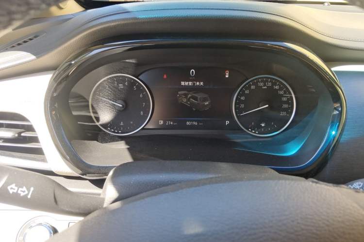 Used Buick GL8 2023 Facelifted Land Cruiser Executive Luxury Version Instrument Cluster