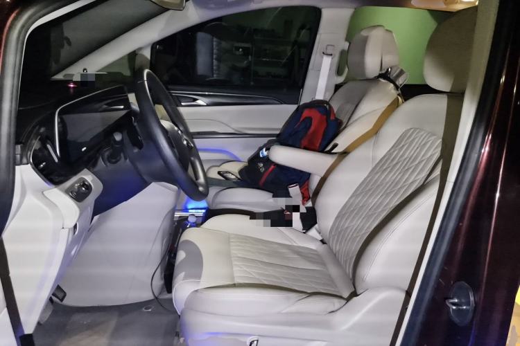 Used Buick GL8 2023 ES Lu Zun Comfort Model Left Front Seat