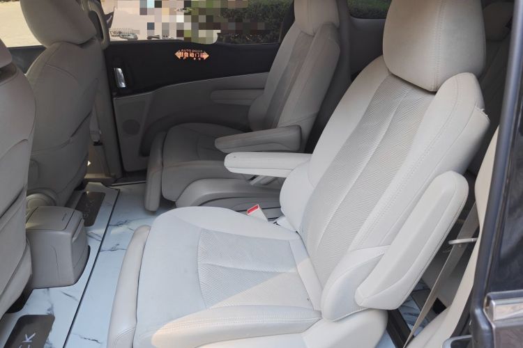 Used Buick GL8 2023 Land Executive Class Smart Enjoyment Model Left Rear Seat