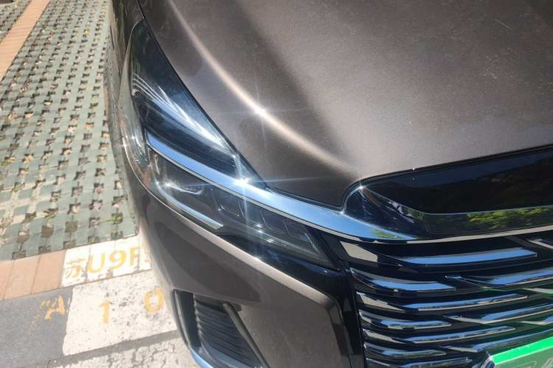 Used Buick GL8 2023 Land Executive Class 652T Luxury Model Right Front Headlight