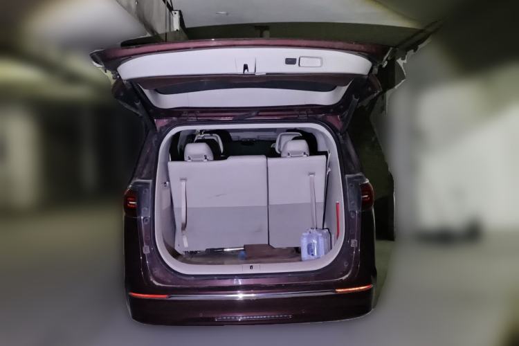 Used Buick GL8 2023 ES Lu Zun Comfort Model Trunk