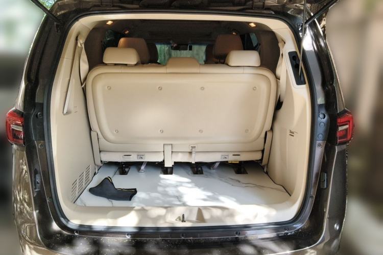Used Buick GL8  Trunk