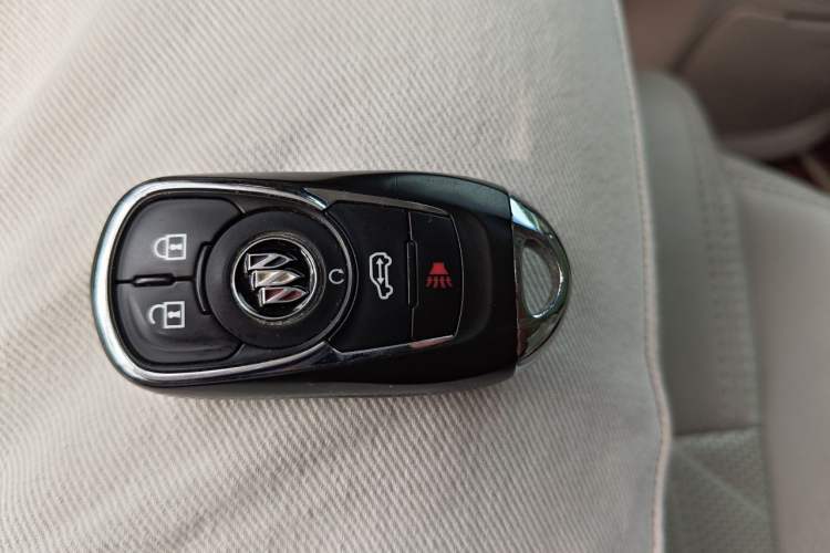 Used Buick GL8 2023 ES Lu Zun Deluxe Model Vehicle Key