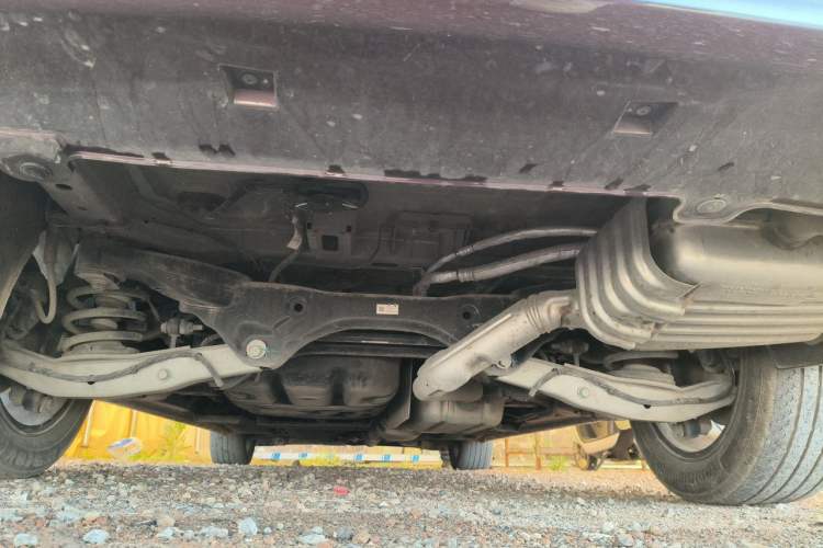 Used Buick GL8 2023 Avenir Avia 7-Seater Deluxe Edition Chassis Rear