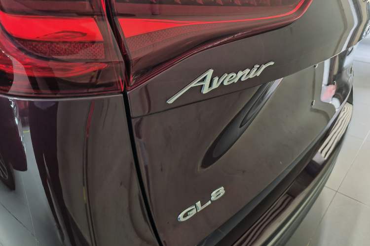 Used Buick GL8 2023 Avenir Aivia Six-Seat Deluxe Edition Exterior 6