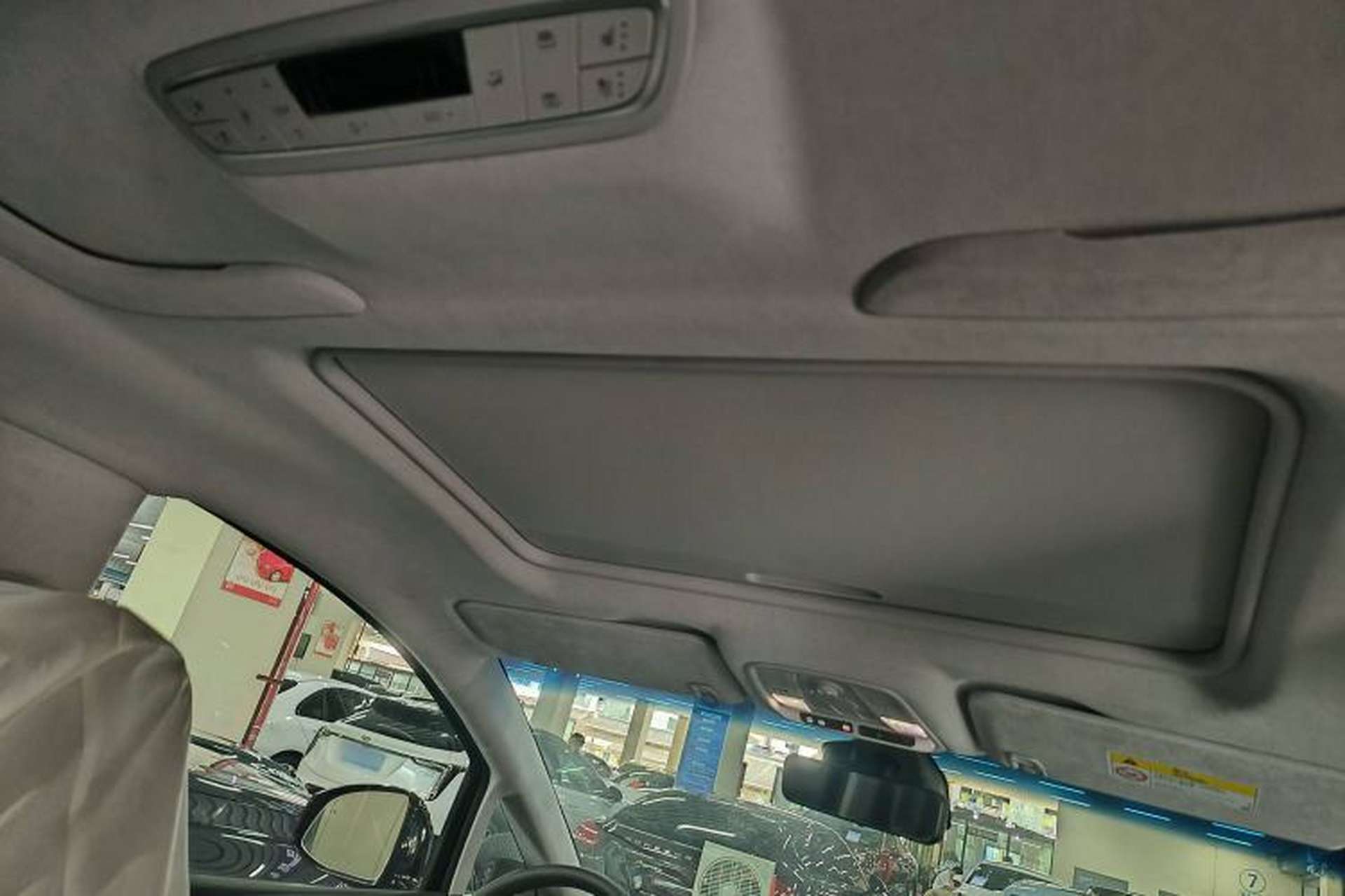 Used Buick GL8 2023 Avenir Aivia Six-Seat Deluxe Edition Interior 4